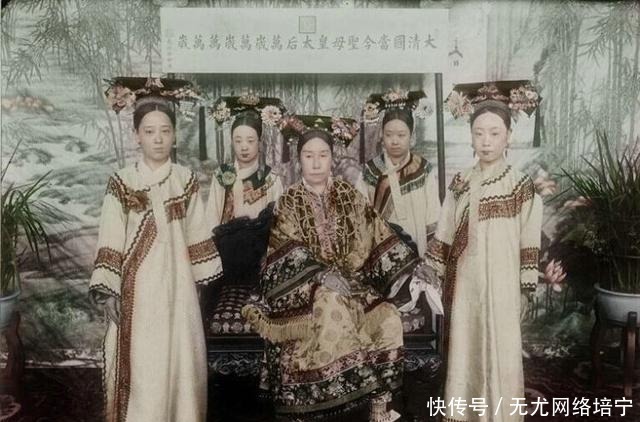 年前|187年前,慈禧诞生了,看她的照片,猜猜咸丰是怎么看上她的