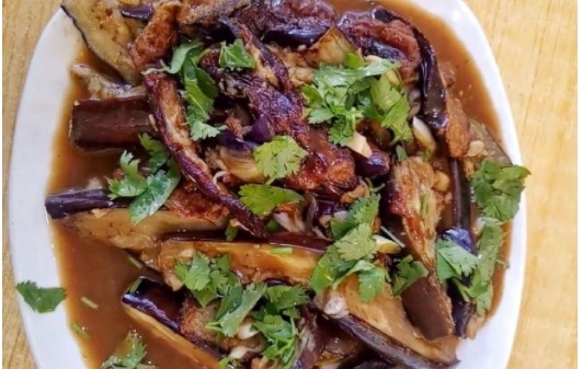 茄子这么做太诱人了,孩子见到,直接连汤汁都不放过,拌米饭吃