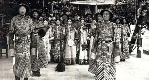 奇怪|慈禧逃跑时,将大量宝贝丢在皇宫的水井中,为何没人敢去打捞?