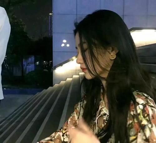 女生脸上有这“3条线”,说明在“悄悄”变美,颜值不比校花差