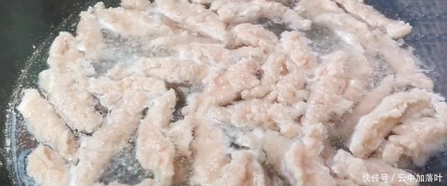 這樣做瘦肉很美味,做法簡單,吃起來Q彈爽滑,一次可以吃兩大碗