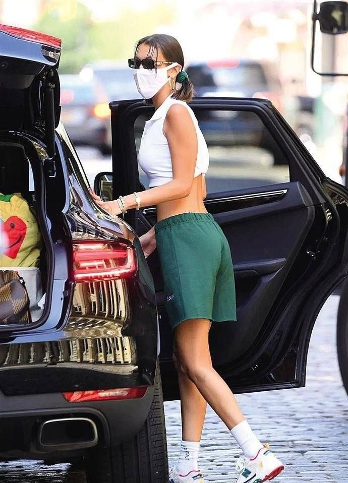 时髦|“全副美装”时髦向着阳光沙滩