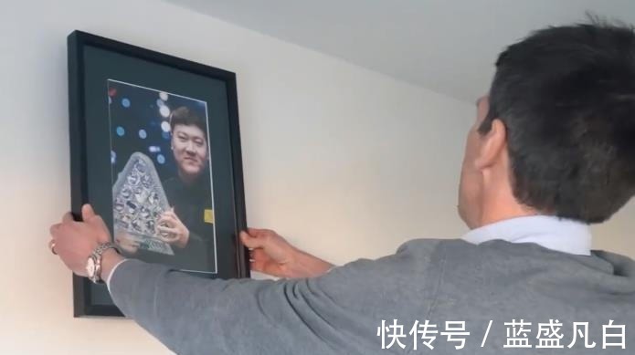 斯诺克|斯诺克著名主持人造访颜丙涛新家,一细节彰显颜丙涛女朋友高情商!