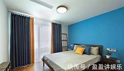 床头柜|卧室床头柜万万要这样摆放，预示越住越富裕，后悔我家摆错了