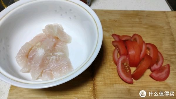巴沙鱼柳鱼丸汤|美食煮义 篇五十一：5分钟速手菜，巴沙鱼柳鱼丸汤