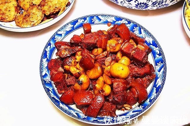 伙食费|朋友来做客，我做了6个菜招待，朋友这么好吃，明天还想来