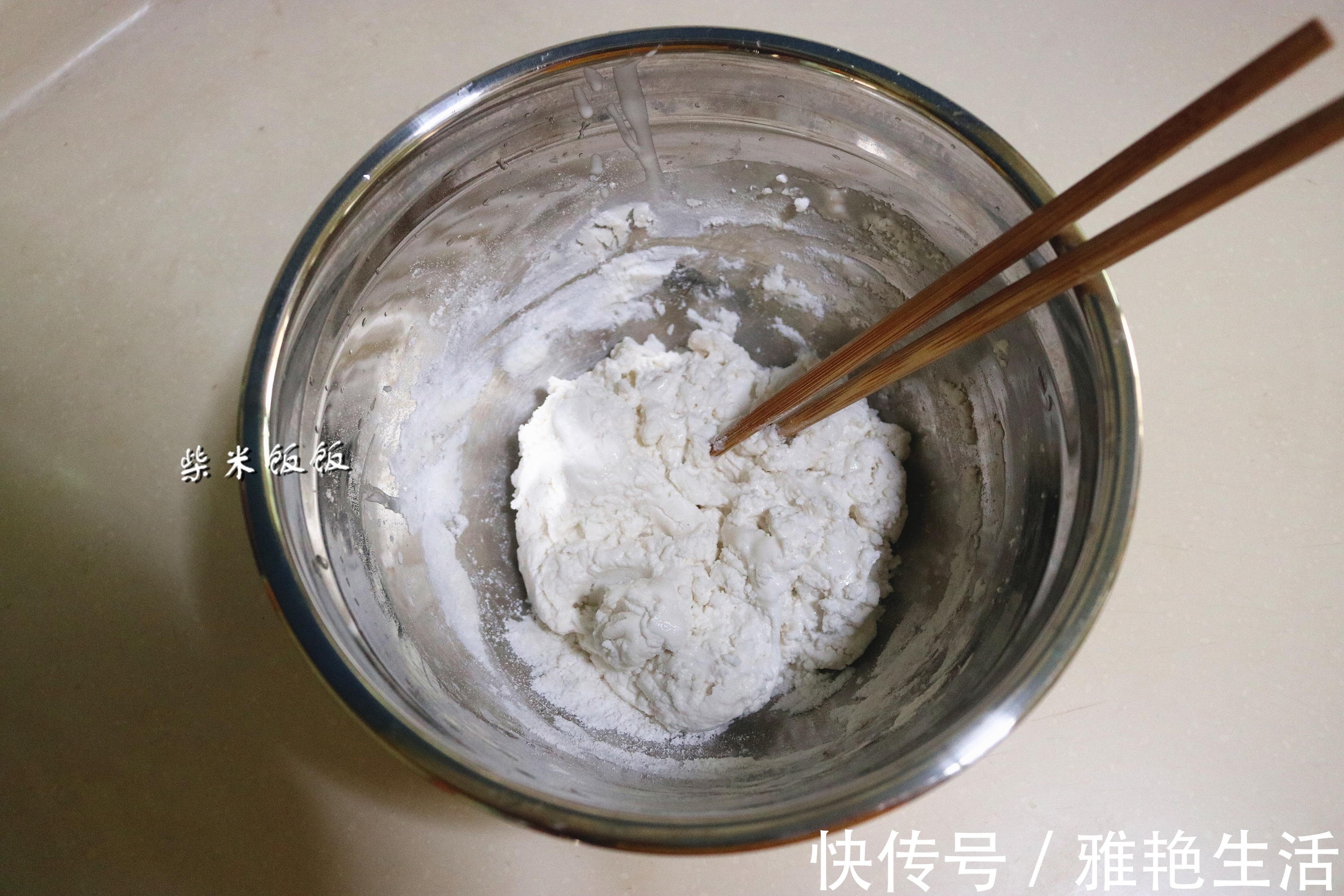 掌心|想吃麻团不用买，教你在家做，外酥里软，个个空心，太好吃了