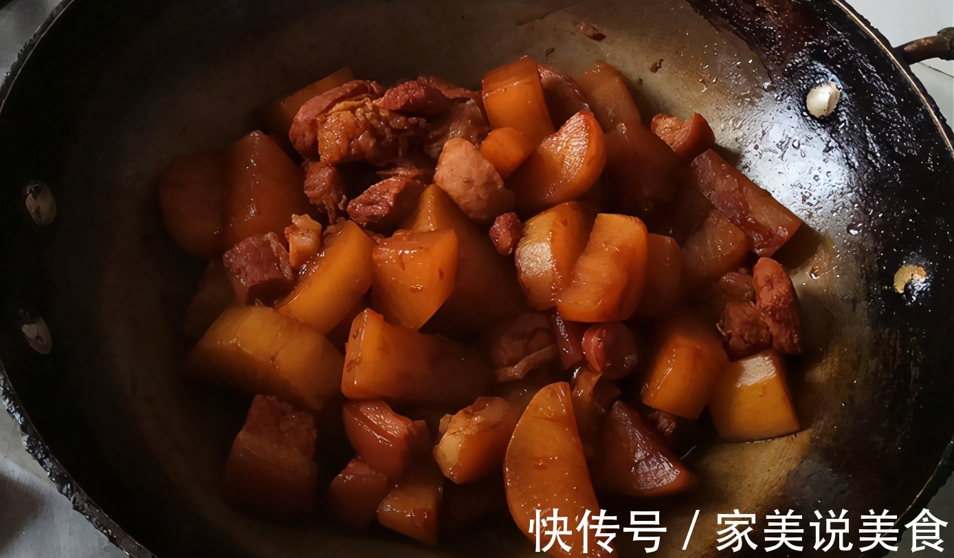 萝卜和五花肉一起炖，软烂可口鲜香入味，肉香四溢