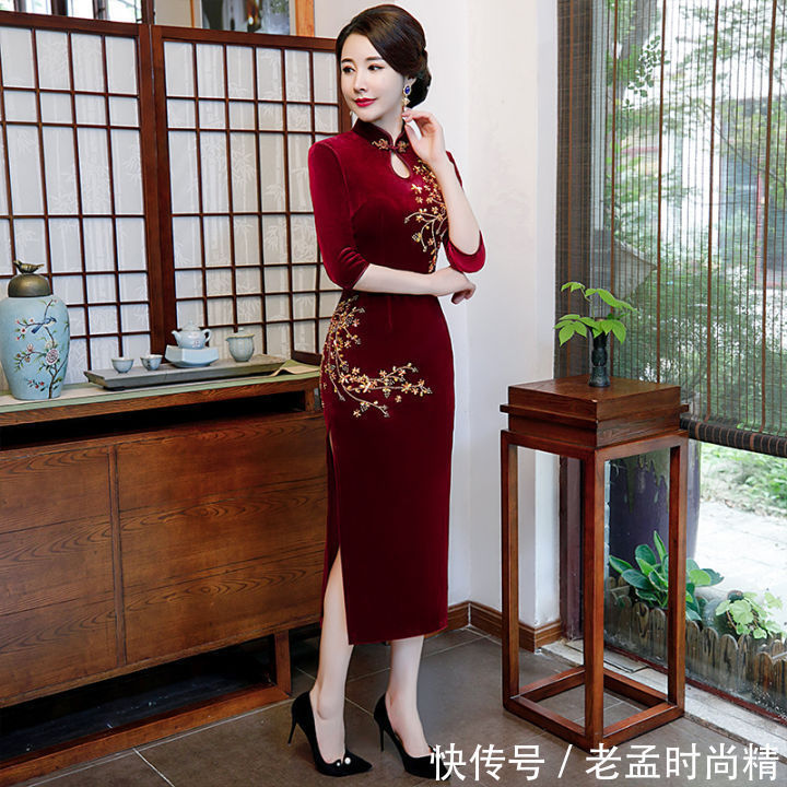 金丝绒|惊艳秋日的金丝绒旗袍,才能展示最优雅的东方美!