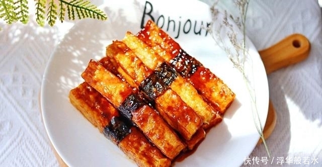 豆腐|2元的豆腐硬是做出我吃不起的样子,饭店敢要30,这算是低的了