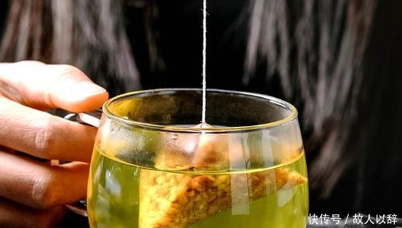 肛门坠胀|祛湿别再“迷恋”薏米了！医生几个祛湿方，帮你带走全身湿气！