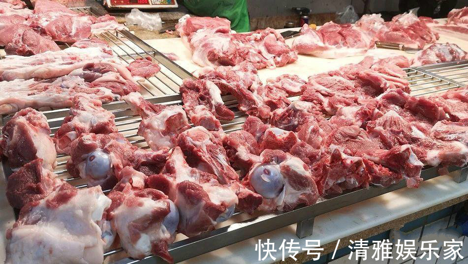 炖排骨时有人焯水,有人直接炖,全不对!这才是正确做法,太香了