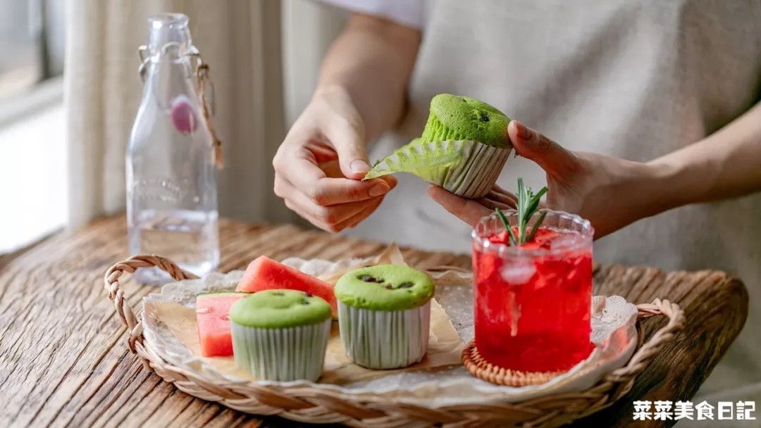 没有烤箱也能做蛋糕!健康又美味,老人小孩都爱吃