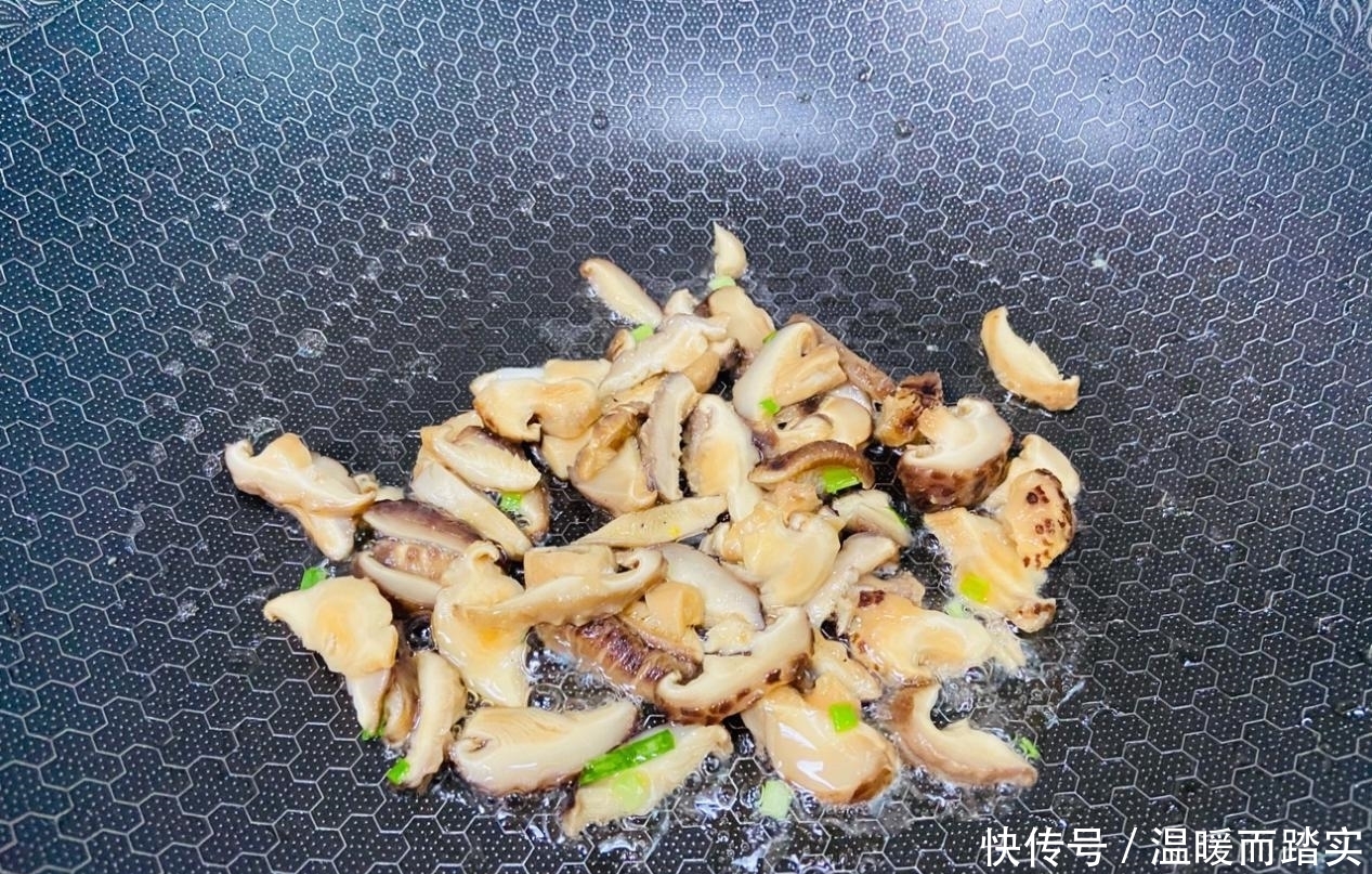 营养健康|好吃的香菇炒鸡蛋,营养健康,美味可口
