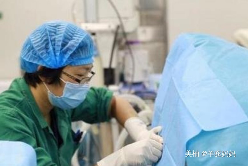 “分娩就像十根肋骨齐断”，生娃这么痛，为啥无痛分娩仍推不动？