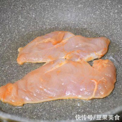 泰式甜辣酱|#夏日开胃餐#泰式甜辣鸡胸肉沙拉
