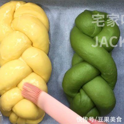 布里欧|布里欧修面包,柔软又Q弹,香气四溢,吃起来超有嚼劲