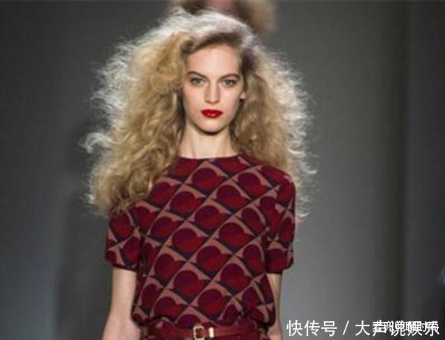 身高不足155的女生,尽量少剪这4种“发型”,不然显矮不说还伤发