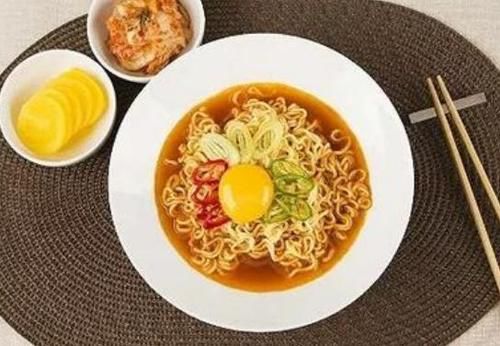 烧烤|吃一次如同吃7个“塑料袋”,多数家长忽视5种食物,不妨了解一下