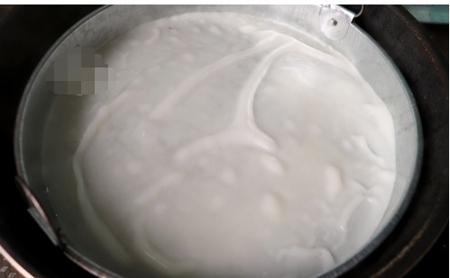 米浆|大米别蒸米饭了,教你一个好吃做法,比凉皮简单,孩子老人都喜欢