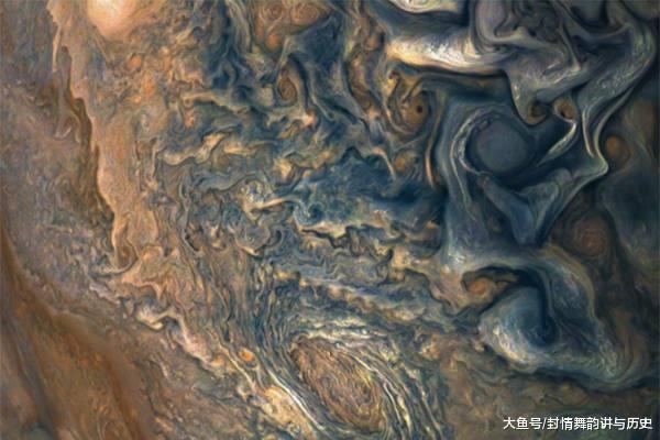 木星是气态行星,那么从木星高处跌下去能摔死人吗
