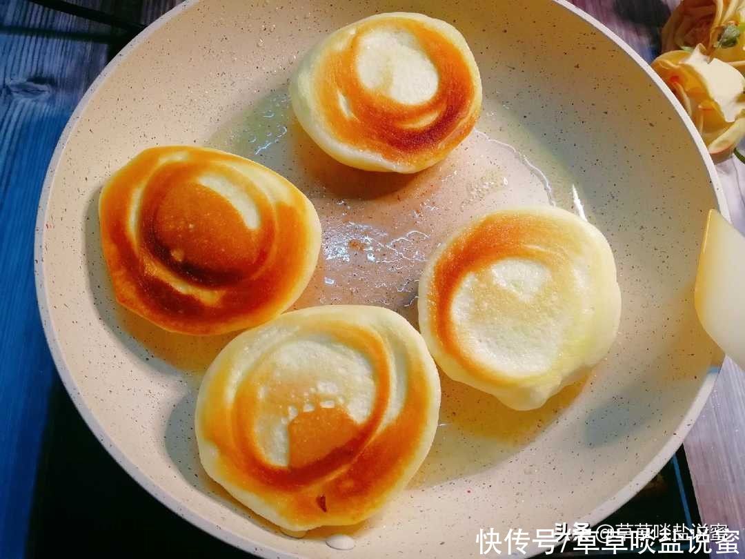 搅拌均匀|做什么蛋糕？蛋奶酥比蛋糕更容易上手，而且口味更香酥