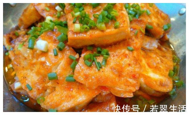 煎豆腐|煎豆腐前加上这味“食材”，豆腐不粘锅不易破，外焦里嫩