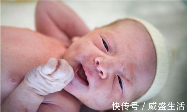 婴儿|待产清单:准备哪些产妇新生儿物品?过来人不允许你多花一分钱