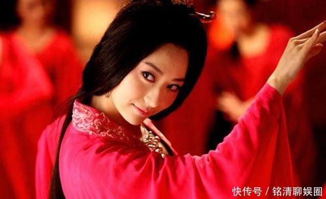 这个传奇女性,看相的给了她8个字谶言,一生