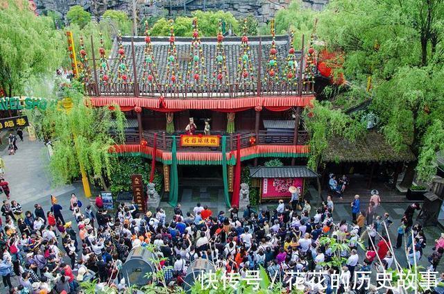 杜诗$富小姐对联招亲,穷秀才对答如流,成功抱得美人归