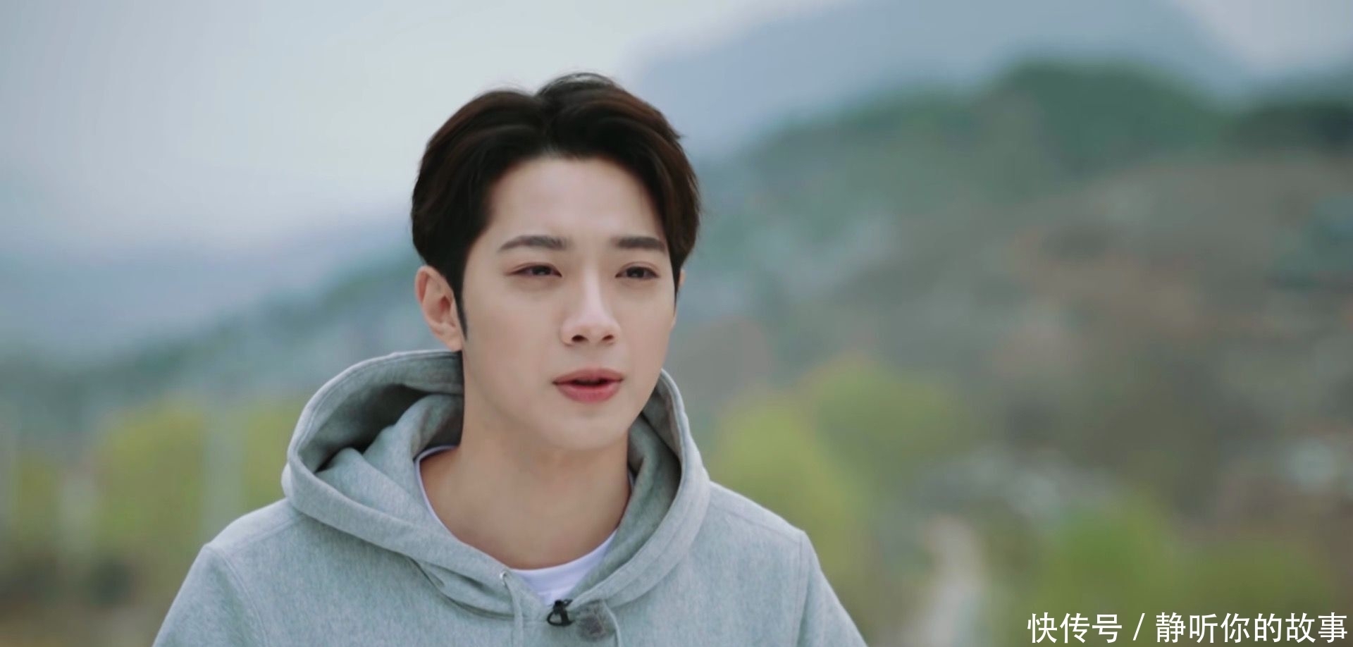 郑爽|作品高达30多部,与赵丽颖合作了三次,却被宋丹丹逼问演过什么