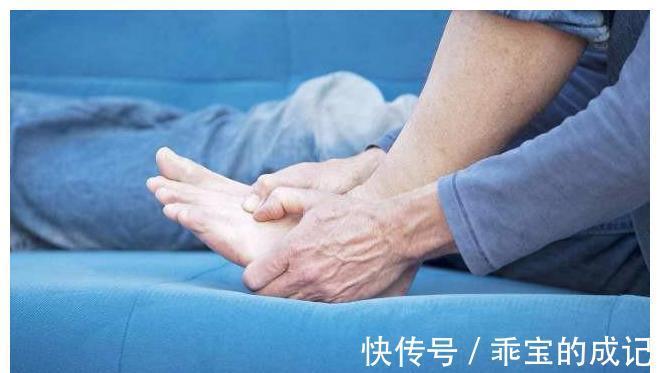 肾脏健康|肾脏出现了问题,脚会有这3个症状!一个没中的话,就恭喜你了!