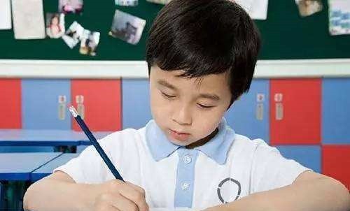 学习成绩|班里这个名次的孩子,将来可能更有出息,不一定是“前三名”