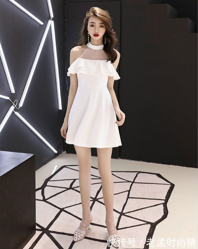 线条感|美女穿白色连衣裙,清新自然,优雅美丽迷人