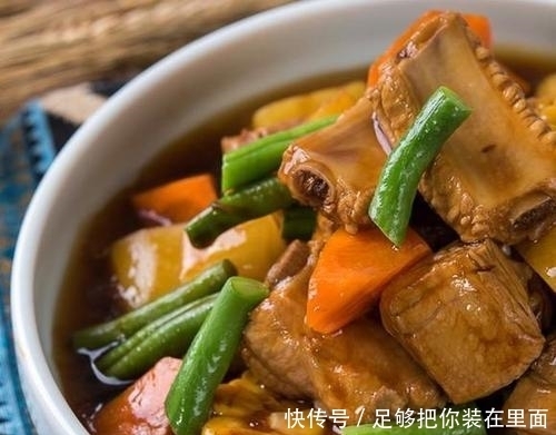 品味东北特色年味美食,体会东北热情待客风俗