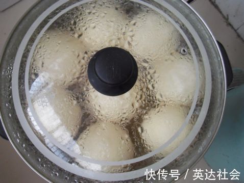 酵母|蒸馒头,别直接上锅蒸!教你3揉2发,馒头雪白松软,清甜蓬松
