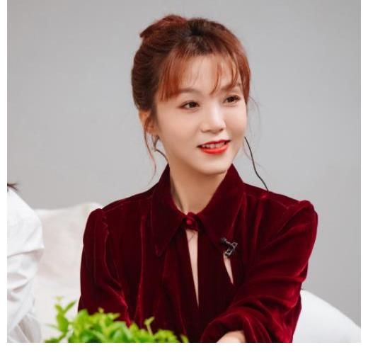 朱雅琼再谈与王秋雨19年恋爱，直言还是很爱，网友：还是不清醒