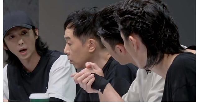 布瑞吉|《披荆斩棘的哥哥》：李承铉组再夺第一，为何张淇却陷入争议？