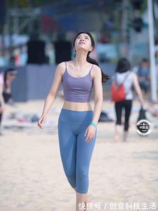 气质 灵动甜美的打底裤充分展现女神气质,穿出你想要的美感,成熟稳重!