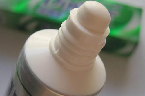 牙膏加“2物”,效果所向披靡,老婆都忍不住点赞,认为你特厉害