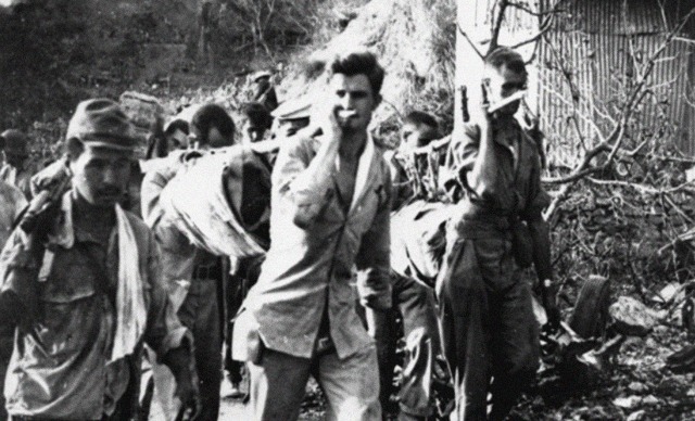 给出|日本是怎么折磨美军俘虏的?几张照片给出答案,行为泯灭人性