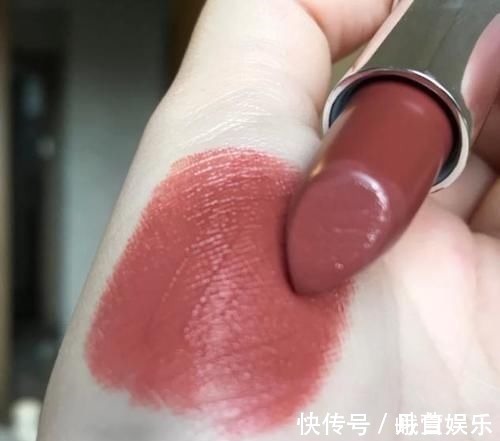 rush 别再嫌弃平价口红了,这几支好看又温柔,拿来当试色都不嫌贵!