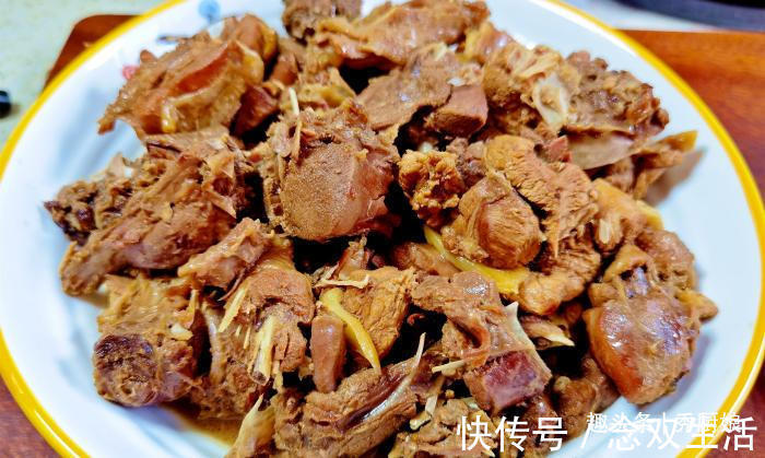 厨娘|夏季,遇到此肉要多吃,营养极高,比吃牛羊肉强,炖上一锅真馋人