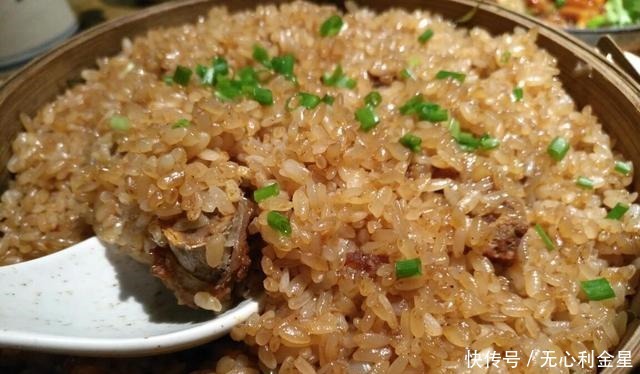 这才是糯米排骨的家常做法,香糯松软入味,家人都爱吃