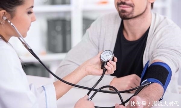 一日三餐|降血压秘诀已找到！提醒：饮食3坚持，睡前2不要，血压平稳下来