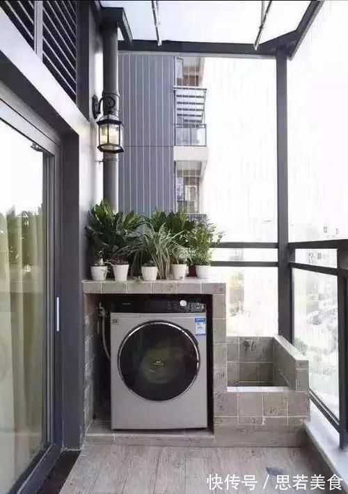 拖把池|实用款的小户型阳台，洗手台整合洗衣机，颜值也不低