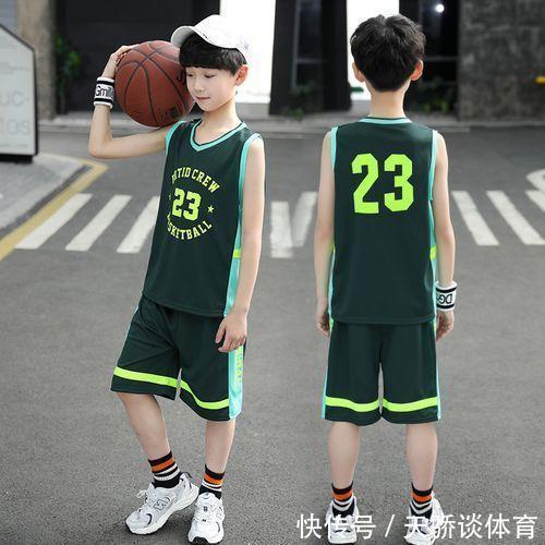 生长发育|男孩身高发育有终止线,这个年龄没到1米7,可能以后长高较难