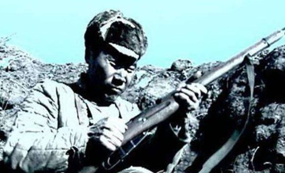 次战役|敌一个旅以“帽”为界进攻，却被我军反冲锋，5000余人仅剩2个连