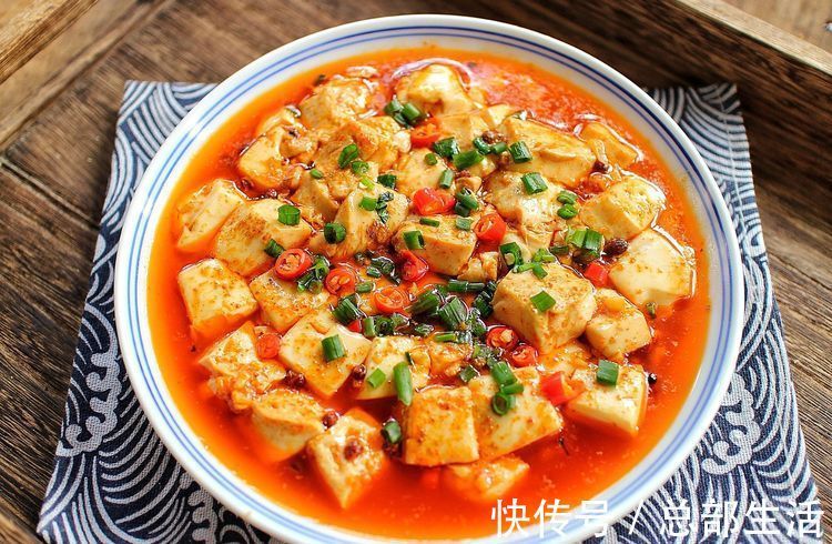 饭极|别再吃麻婆豆腐了，它比麻婆豆腐还要美味，鲜香麻辣，下饭极了