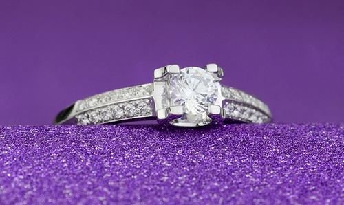 结婚戒的款式必须选择对戒吗？款式不一样可以吗？